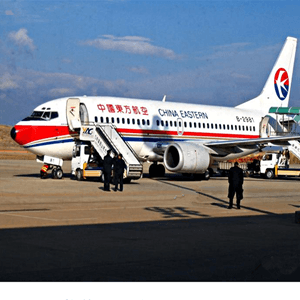 庆阳机场托运航空快运业稳步发展的原因是什么？